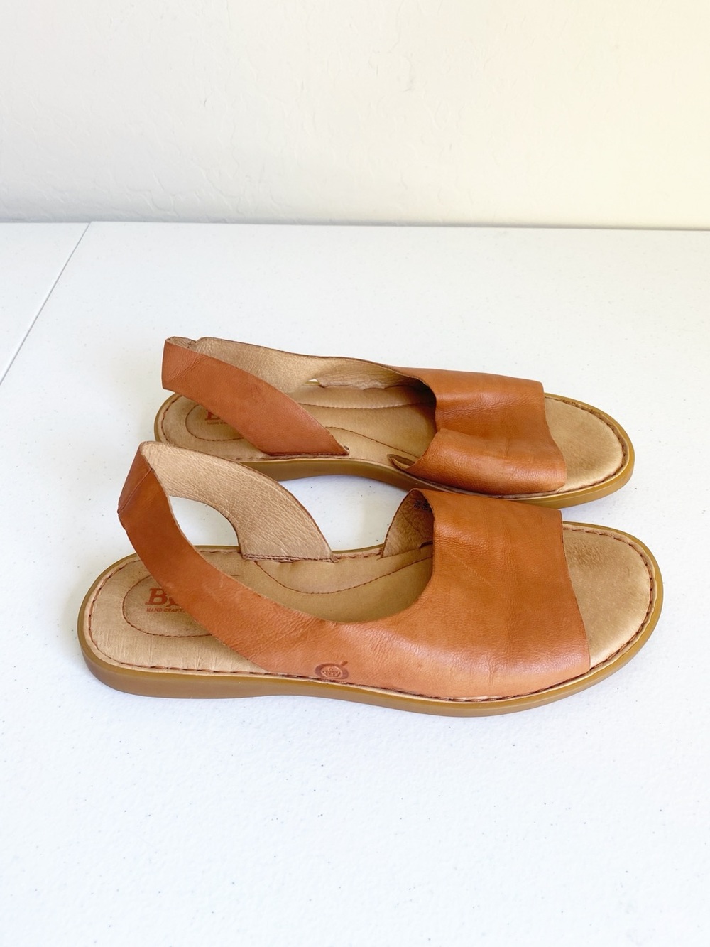 Born Inlet Minimalist Slingback Leather Sandal Tan/Clay Leather Size 8